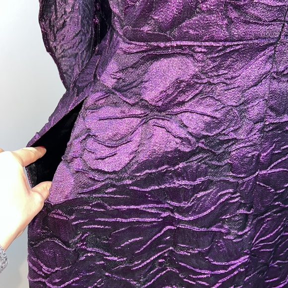 Dress with pockets and shawl - Picture 3 of 4